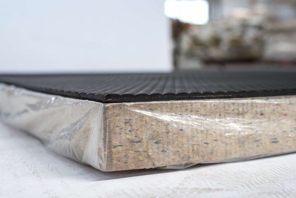 İthal bondexli kauçuk yatak — 4 mm üst katman
